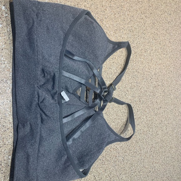 Gray sports bra - Picture 2 of 2